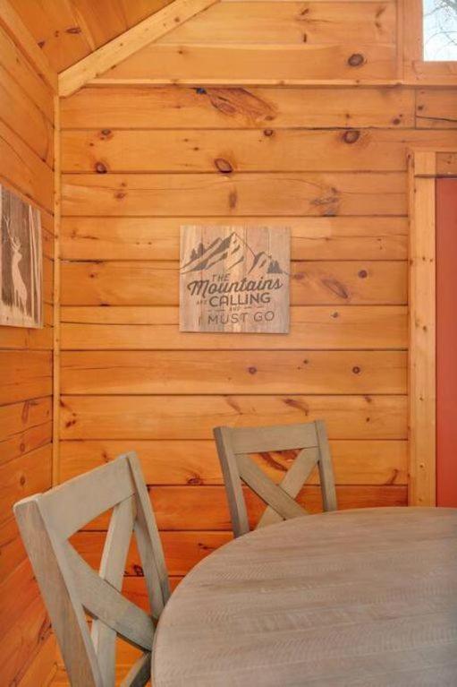 Soco Serene Cabin In The Heart Of Маги Вали Екстериор снимка